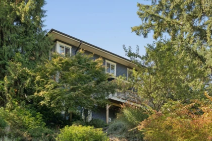 Hot Tub / Spa Photo of 965 Village Drive, Bowen Island, BC