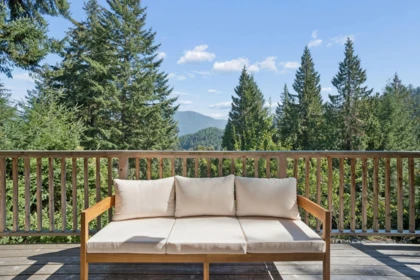 Loft / Bonus Room Photo of 965 Village Drive, Bowen Island, BC