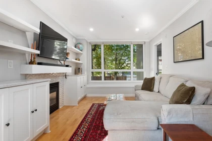 Family Room Photo of 203 3235 W 4th Avenue, Vancouver, BC