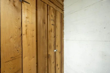 Hallway Photo of 302 1345 Chesterfield Avenue, North Vancouver, BC