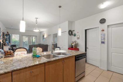Kitchen Photo of 111 15322 101 Avenue, Surrey, BC
