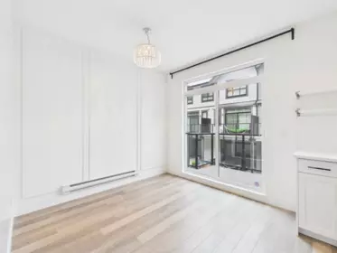 Entry Foyer Photo of 13 16760 25 Avenue, Surrey, BC