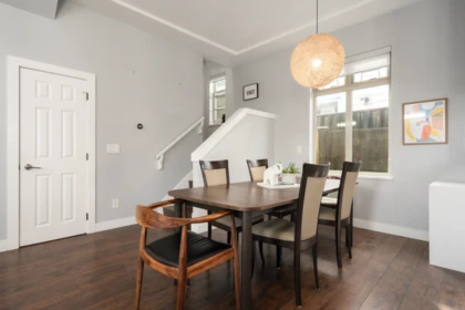1382 E 17th Avenue, Vancouver, BC, Vancouver — Townhouse for sale