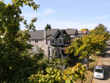 Guest Bathroom Photo of 1382 E 17th Avenue, Vancouver, BC