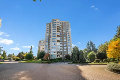 302 3150 Gladwin Road, Abbotsford, BC, Abbotsford — Apartment/Condo for sale
