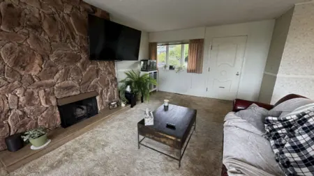 4258 Irmin Street, Burnaby, BC, Burnaby — Single Family Residence for sale