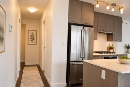 806 7688 Alderbridge Way, Richmond, BC, Richmond — Apartment/Condo for sale