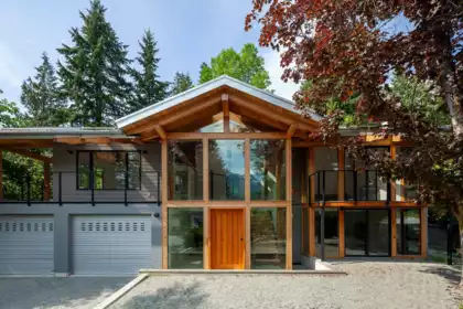 40215 Kintyre Drive, Squamish, BC, Squamish — Single Family Residence for sale