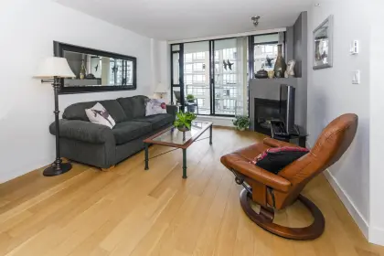 1103 175 W 1st Street, North Vancouver, BC, North vancouver — Apartment/Condo for sale