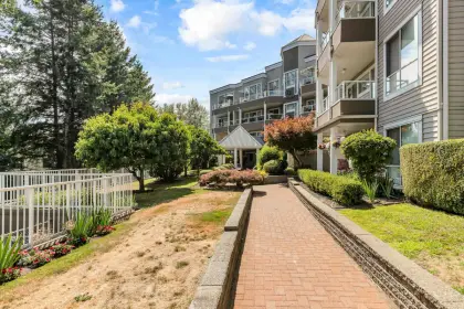 318 11605 227 Street, Maple Ridge, BC, Maple ridge — Apartment/Condo for sale