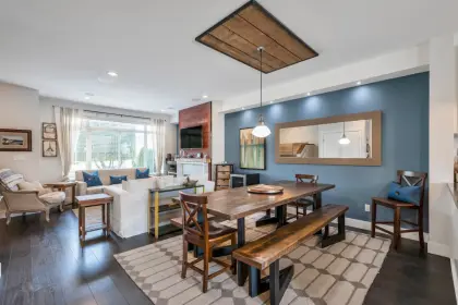 16427 24a Avenue, Surrey, BC, Surrey — Row House (Non-Strata) for sale