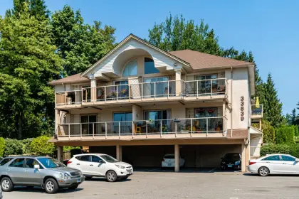 301 33839 Marshall Road, Abbotsford, BC, Abbotsford — Apartment/Condo for sale