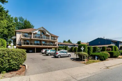 301 33839 Marshall Road, Abbotsford, BC, Abbotsford — Apartment/Condo for sale