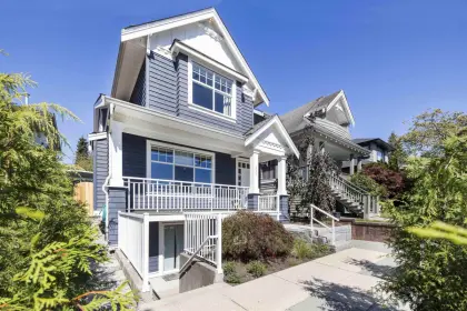 222 E 27th Street, North Vancouver, BC, North vancouver — Single Family Residence for sale