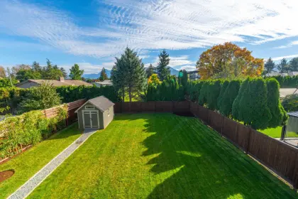 6834 School Lane, Chilliwack, BC, Chilliwack — Single Family Residence for sale