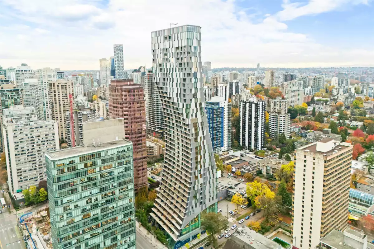 Exterior Front Photo of 1504 1568 Alberni Street, Vancouver, BC