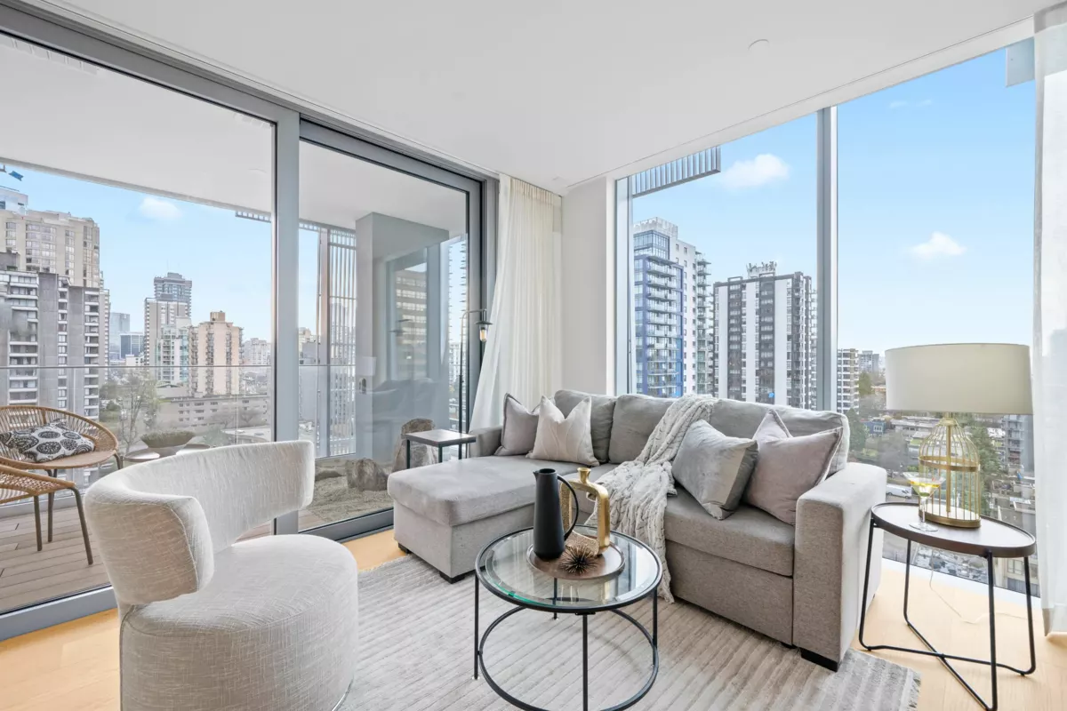 Living Room Photo of 1504 1568 Alberni Street, Vancouver, BC