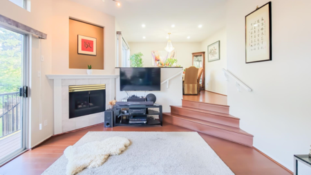 10 5380 Smith Drive, Richmond, BC, Richmond — Townhouse for sale