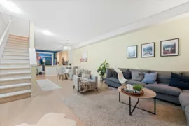 MLS R2979852