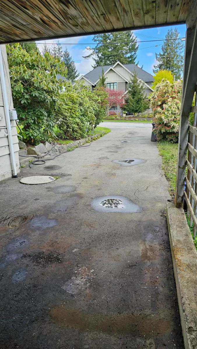Family Room Photo of 698 Danville Court, Coquitlam, BC