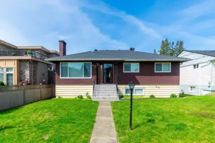 5137 Lorraine Avenue, Burnaby, BC, Burnaby — Single Family Residence for sale