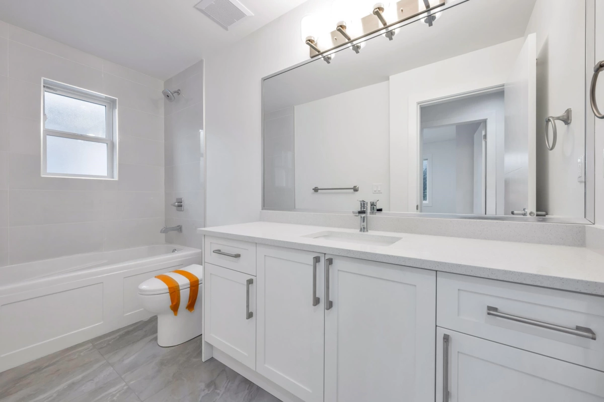 Powder Room Photo of 34 750 Hot Springs Road Street, Harrison Hot Springs, BC