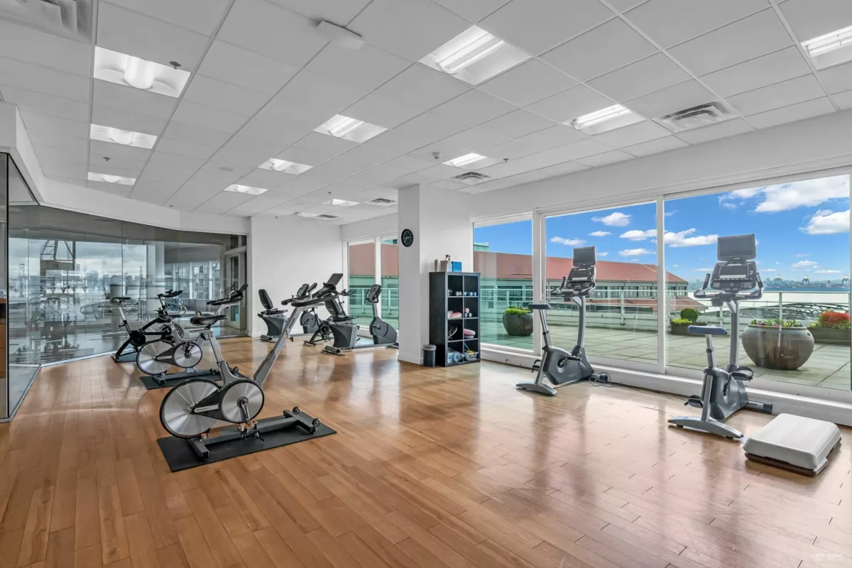 Outdoor Kitchen Photo of 409 100 E Esplanade Street, North Vancouver, BC
