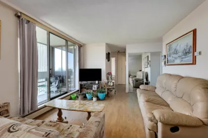 805 6759 Willingdon Avenue, Burnaby, BC, Burnaby — Apartment/Condo for sale