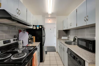 805 6759 Willingdon Avenue, Burnaby, BC, Burnaby — Apartment/Condo for sale