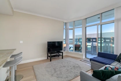 506 175 Victory Ship Way, North Vancouver, BC, North Vancouver — Apartment/Condo for sale