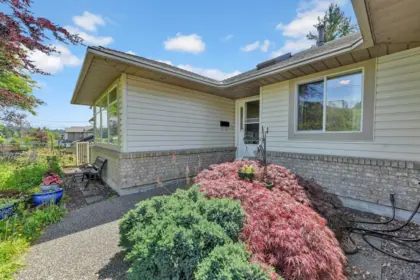 1024 Delestre Avenue, Coquitlam, BC, Coquitlam — Single Family Residence for sale