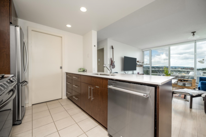 1705 455 Beach Crescent, Vancouver, BC, Vancouver — Apartment/Condo for sale