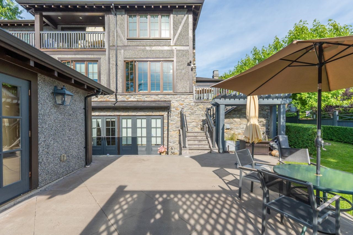 Primary Bathroom Photo of 4281 Pine Crescent, Vancouver, BC