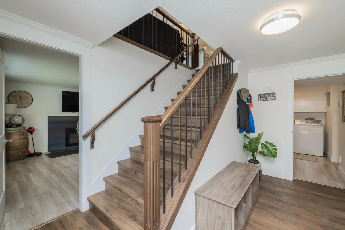 Dining Area Photo of 29436 Duncan Avenue, Abbotsford, BC