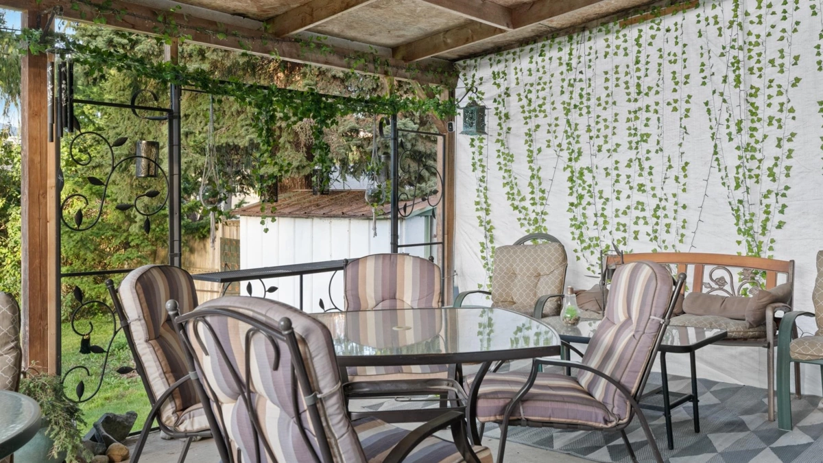 Bedroom 3 Photo of 2187 Central Avenue, Port Coquitlam, BC