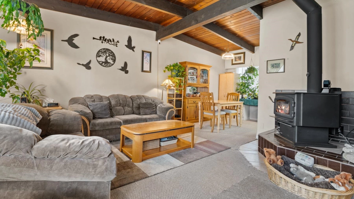 Kitchen Photo of 2187 Central Avenue, Port Coquitlam, BC