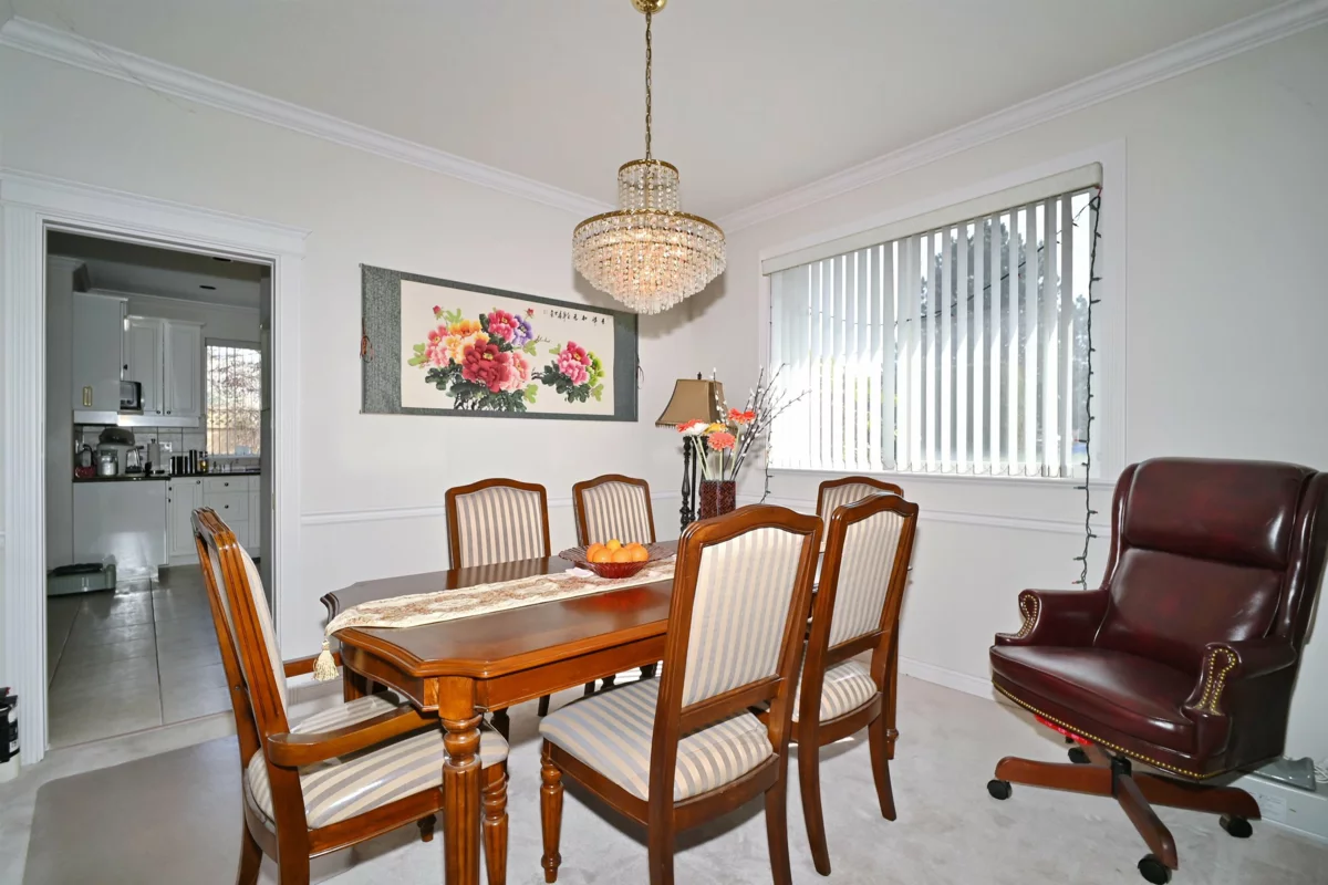 Kitchen Island Photo of 5631 Garrison Road, Richmond, BC