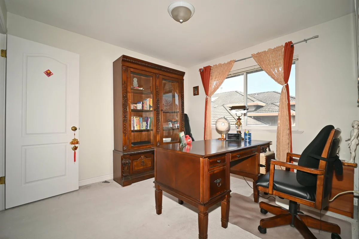 Laundry Room Photo of 5631 Garrison Road, Richmond, BC