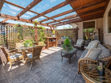 Garden / Landscaping Photo of 6391&93 Sandpiper Road, Sechelt, BC