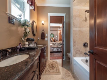 Guest Bathroom Photo of 6391&93 Sandpiper Road, Sechelt, BC