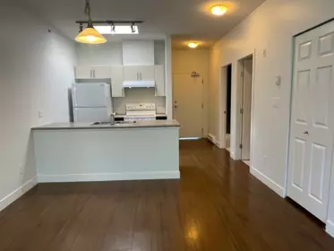 406 5692 Kings Road, Vancouver, BC, Vancouver — Apartment/Condo for sale