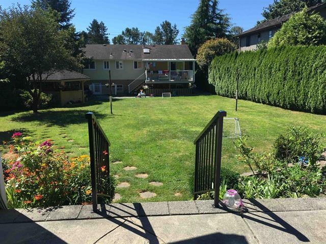 Family Room Photo of 5565 Gilpin Street, Burnaby, BC