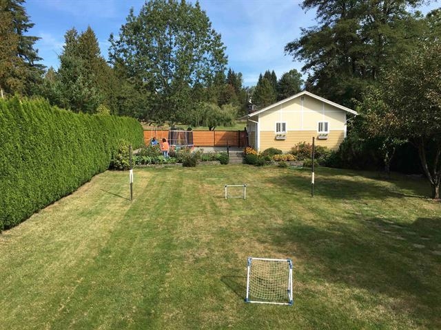Living Room Photo of 5565 Gilpin Street, Burnaby, BC