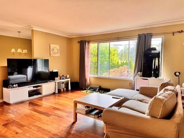 Walk-In Closet Photo of 5565 Gilpin Street, Burnaby, BC