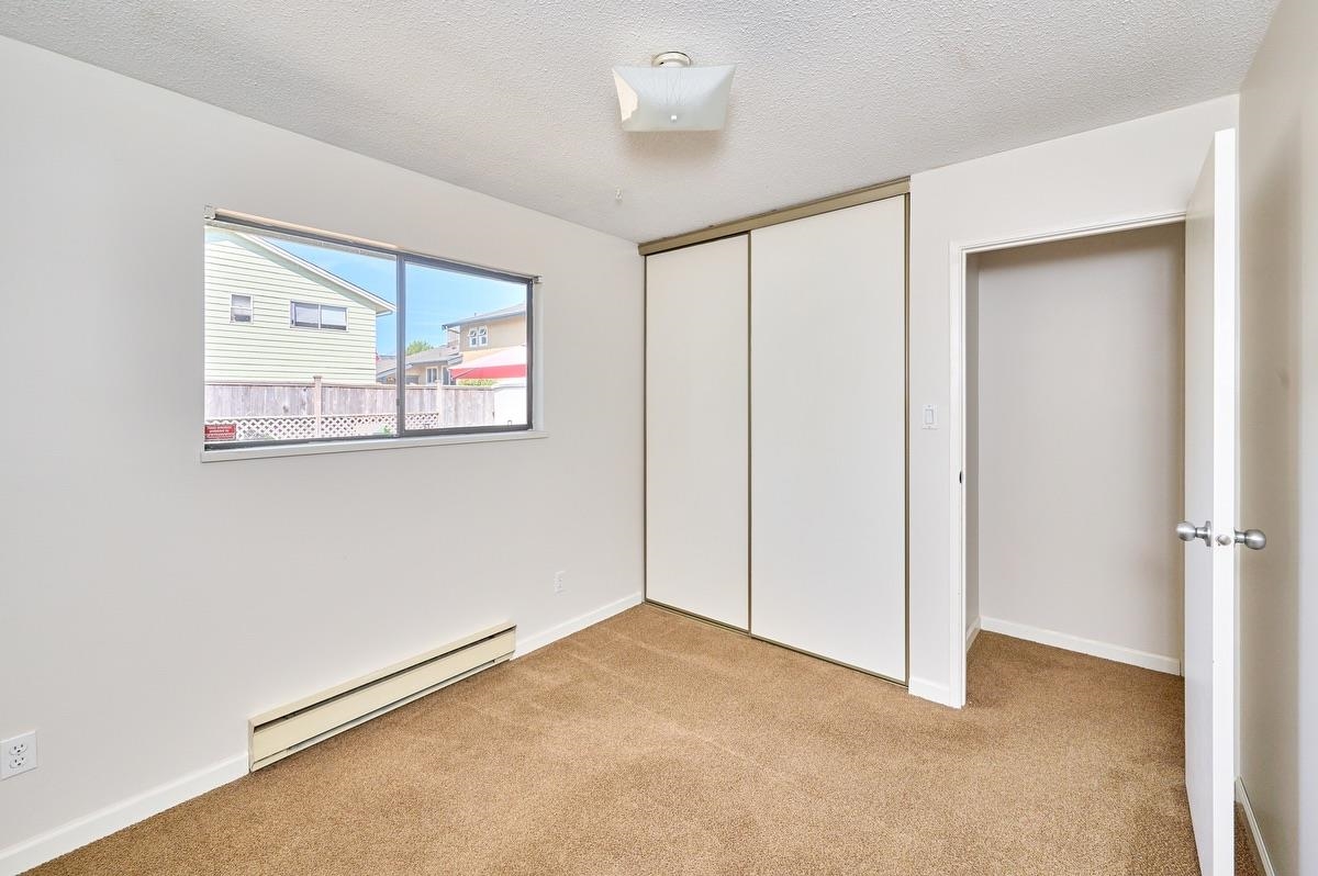 Guest Bathroom Photo of 11371 Frigate Court, Richmond, BC