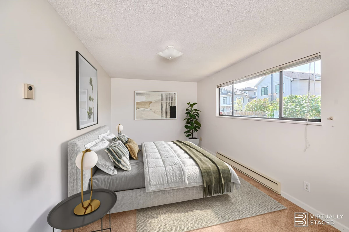 Walk-In Closet Photo of 11371 Frigate Court, Richmond, BC