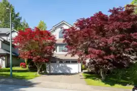 MLS R3035952