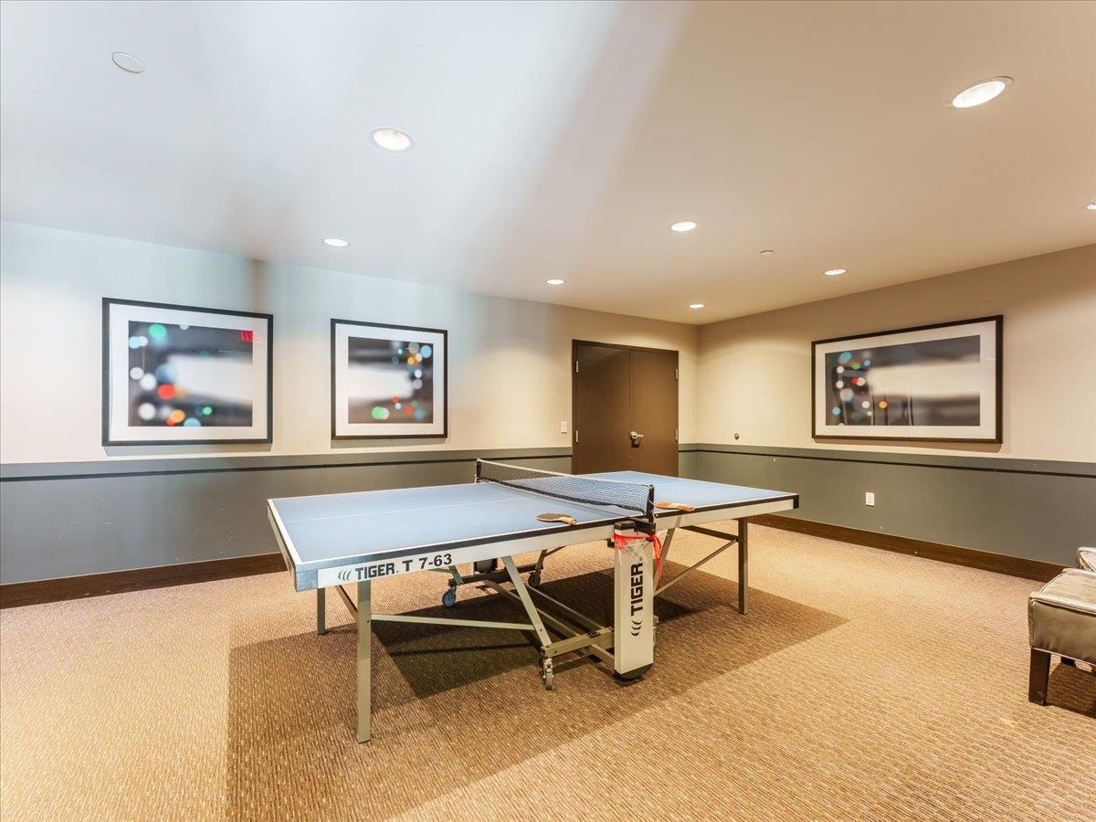 Outdoor Patio Photo of 301 9388 Mckim Way, Richmond, BC