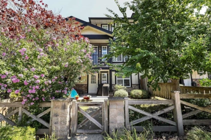 3 6350 142 Street, Surrey, BC, Surrey — Townhouse for sale