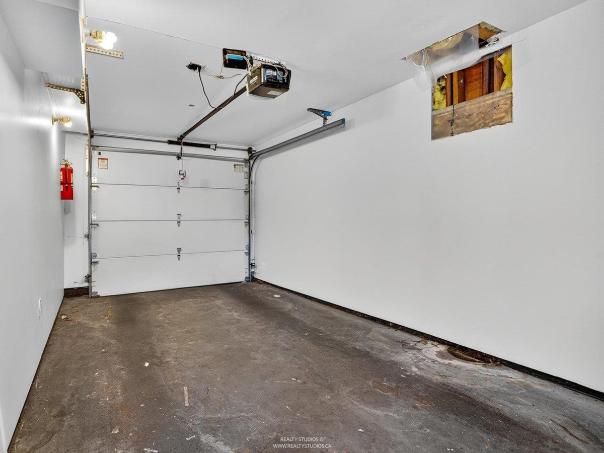 Community Amenities Photo (Clubhouse) of 141 Alexander Street, Vancouver, BC